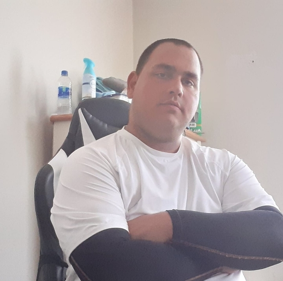 Meet your Posher, Devin - Picture 1 of 1